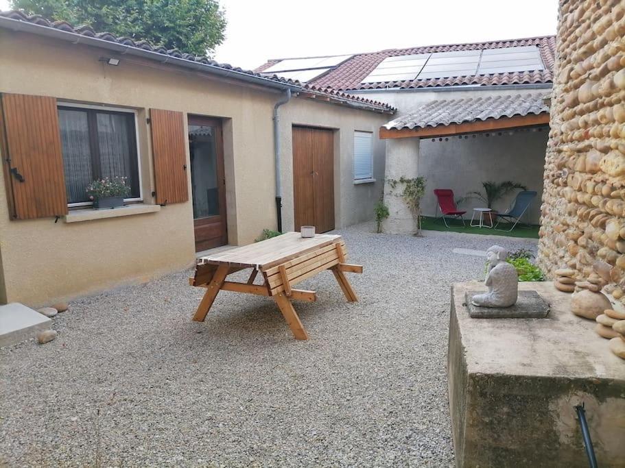 Sci La Malinoise Apartman Albon Kültér fotó